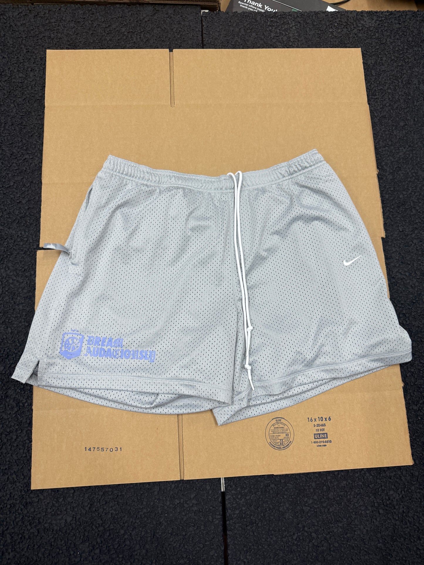 Academy shorts (XL)