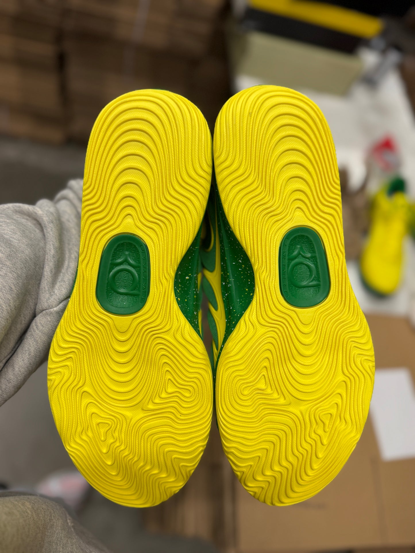 KD17 Oregon PE (size 14)