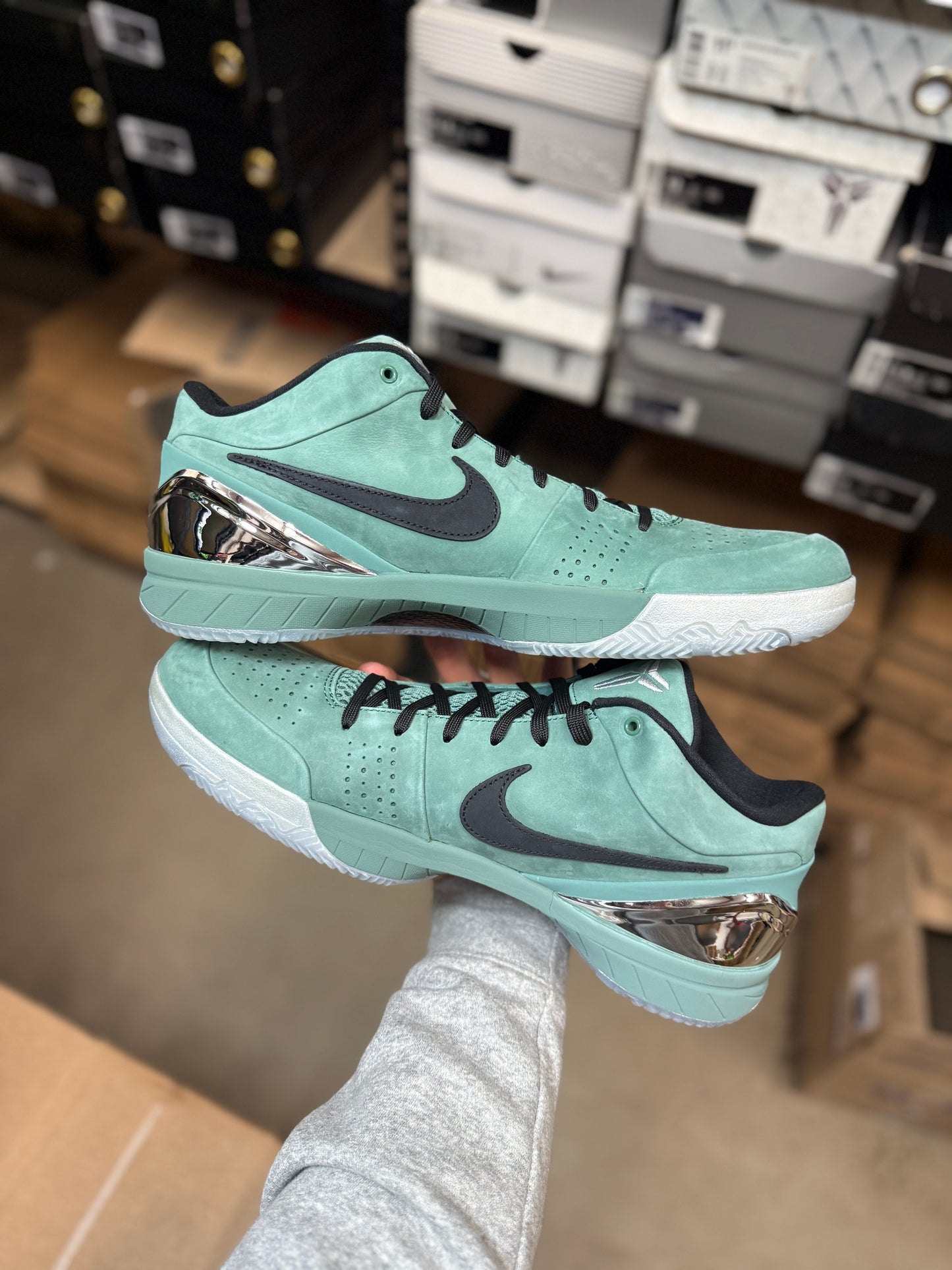Kobe 4 Girl Dad (14)