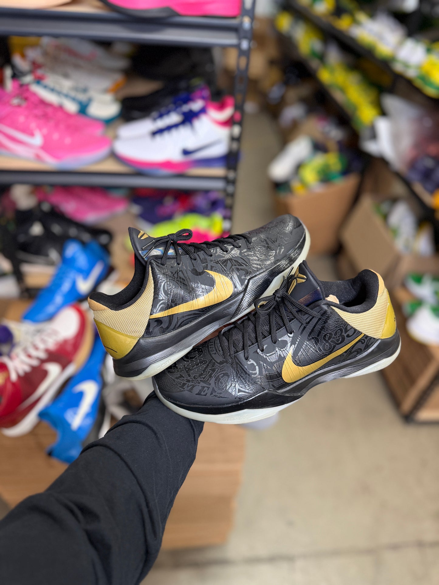 Kobe 5 Big Stage Away (13)