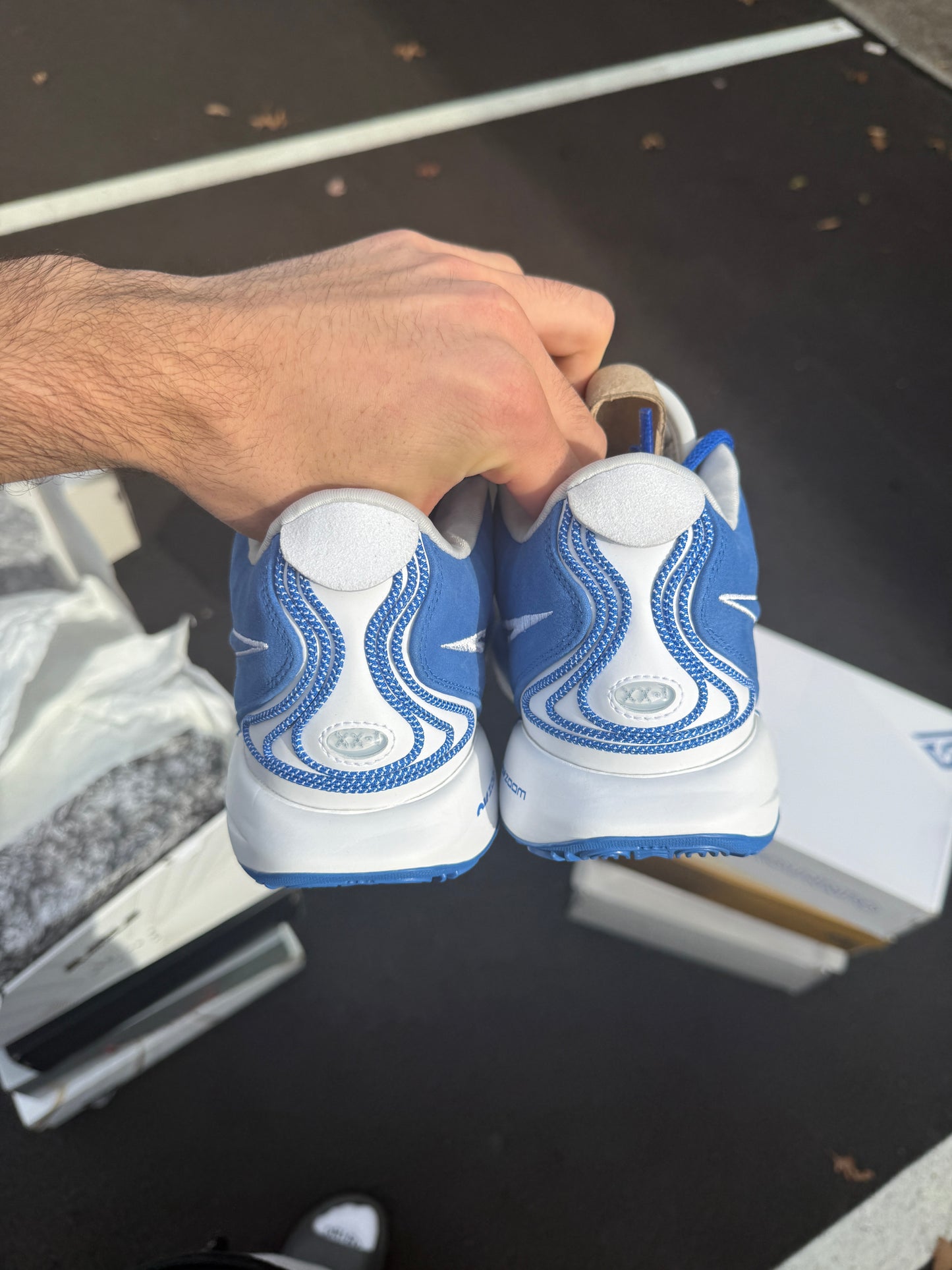 Bron Kentucky PE (size 11)