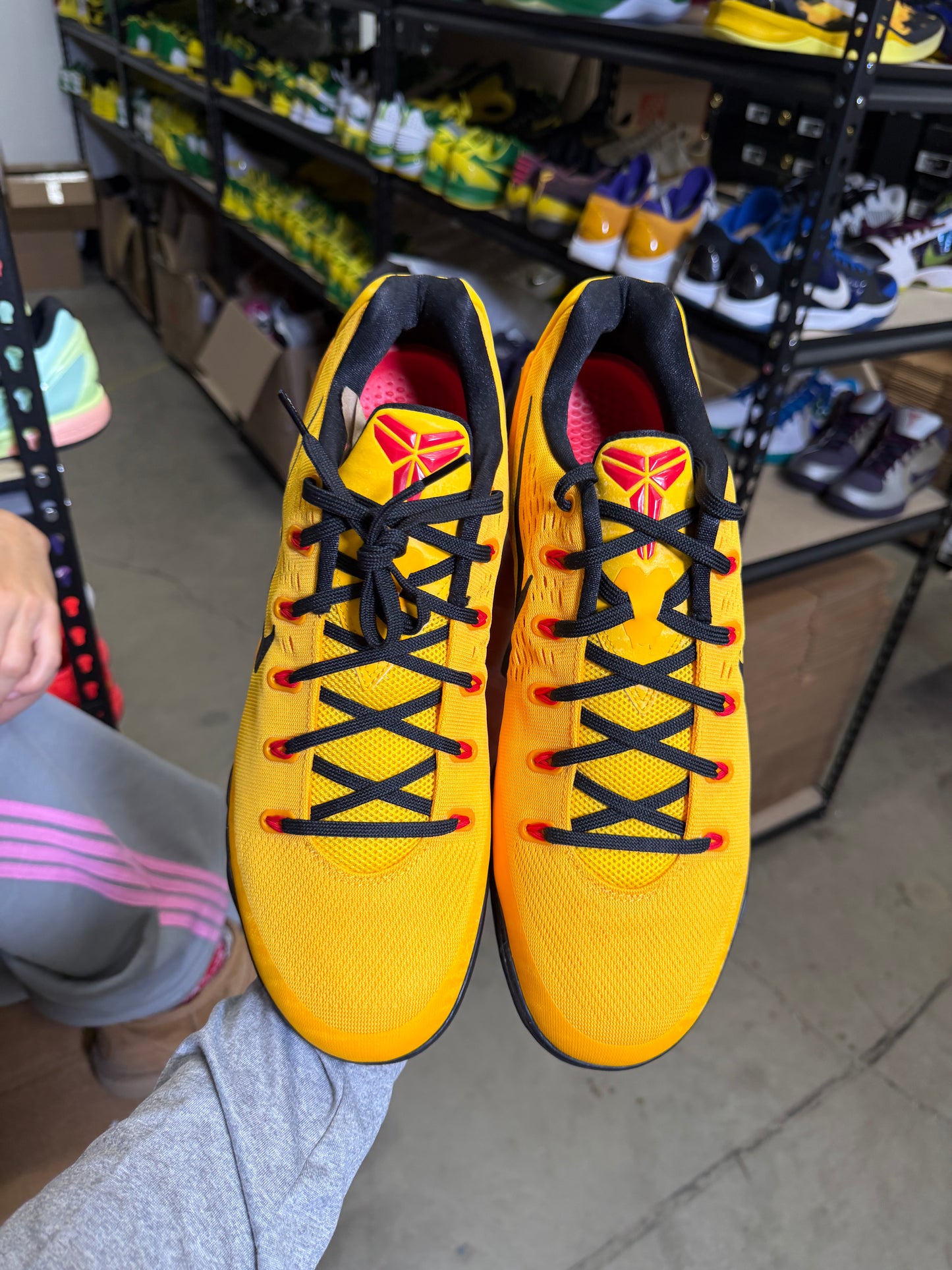 Kobe 9 Bruce Lee (13)