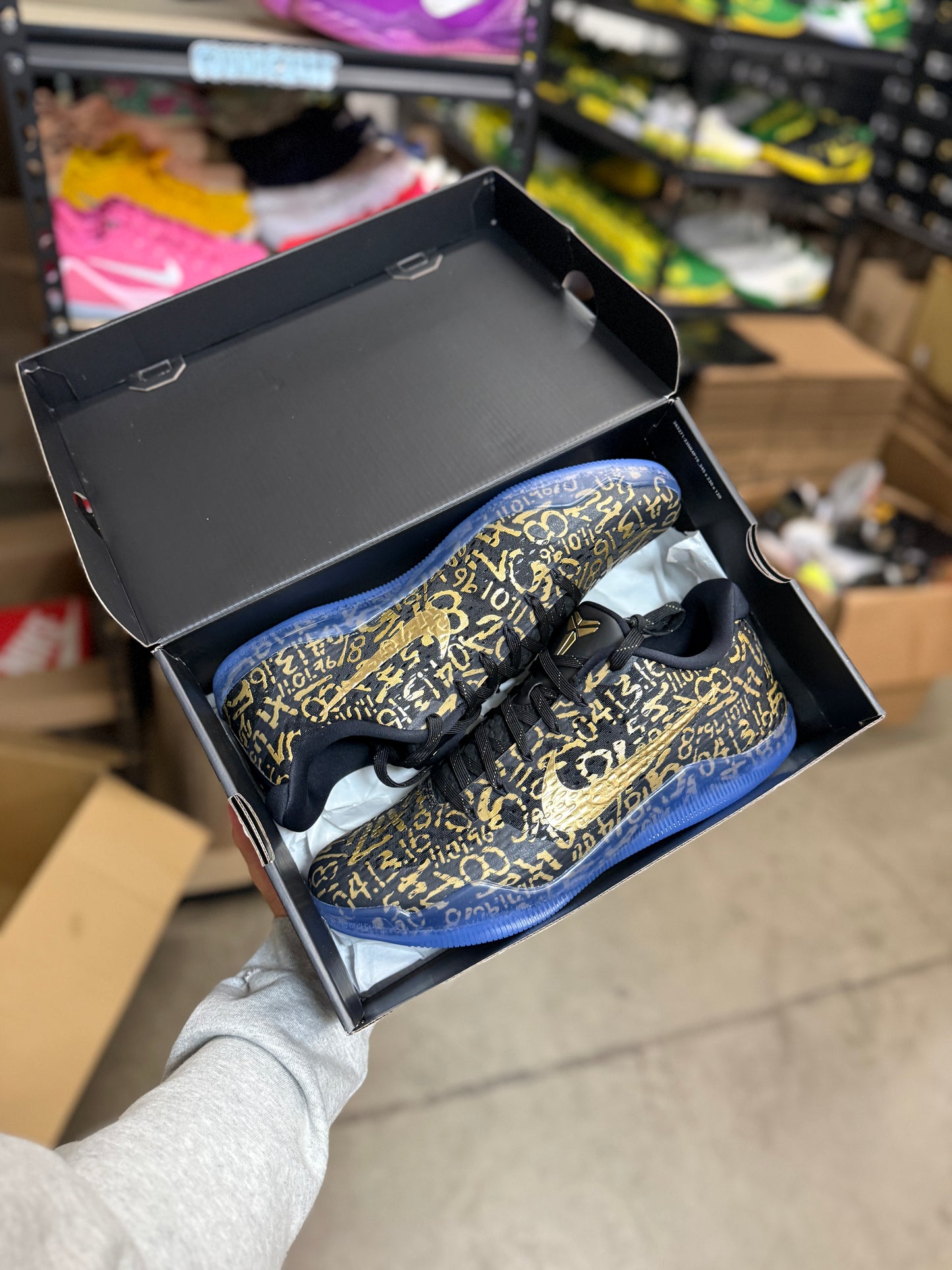 Kobe 11 Mamba Day (12.5,13)