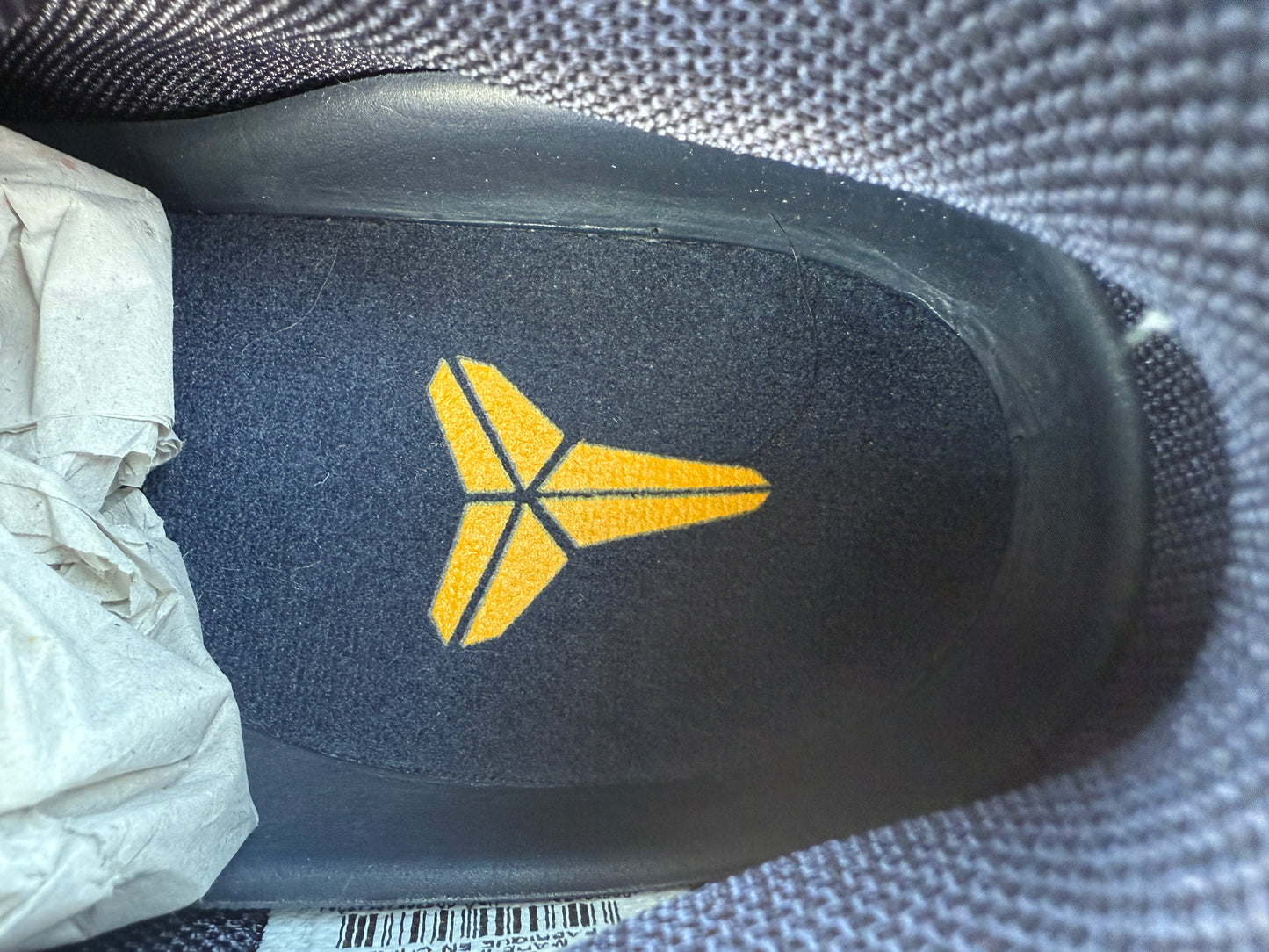 Kobe 11 FCB (size 11.5)