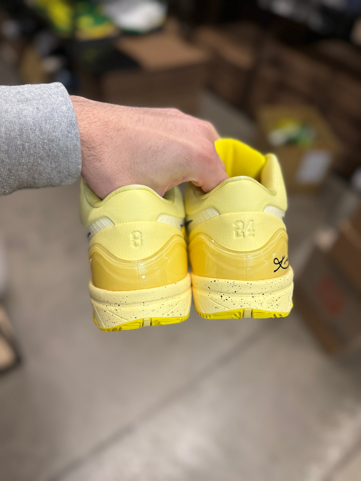 Kobe 4 CHBL (12,14)
