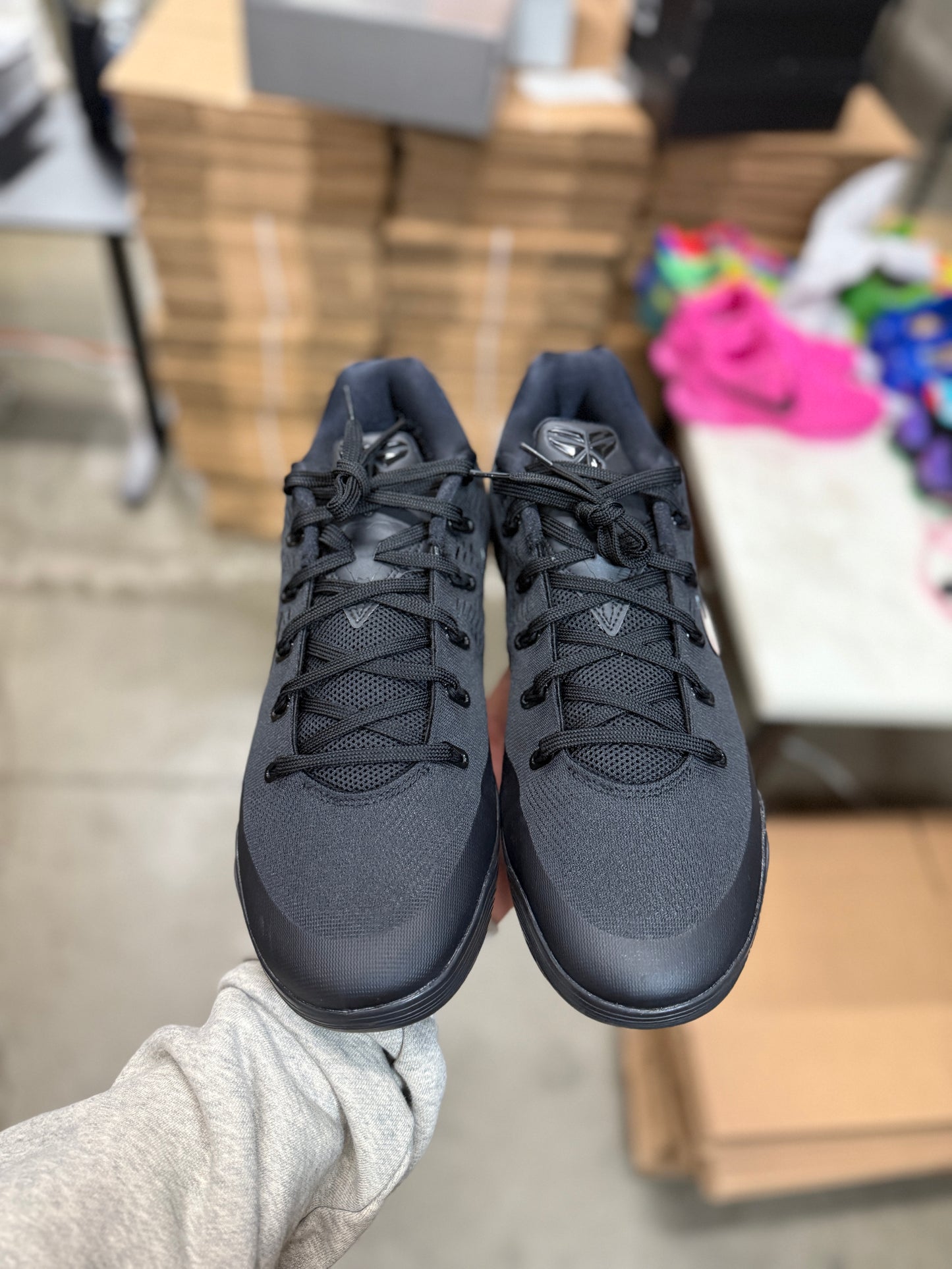 Kobe 9 Blackout TB