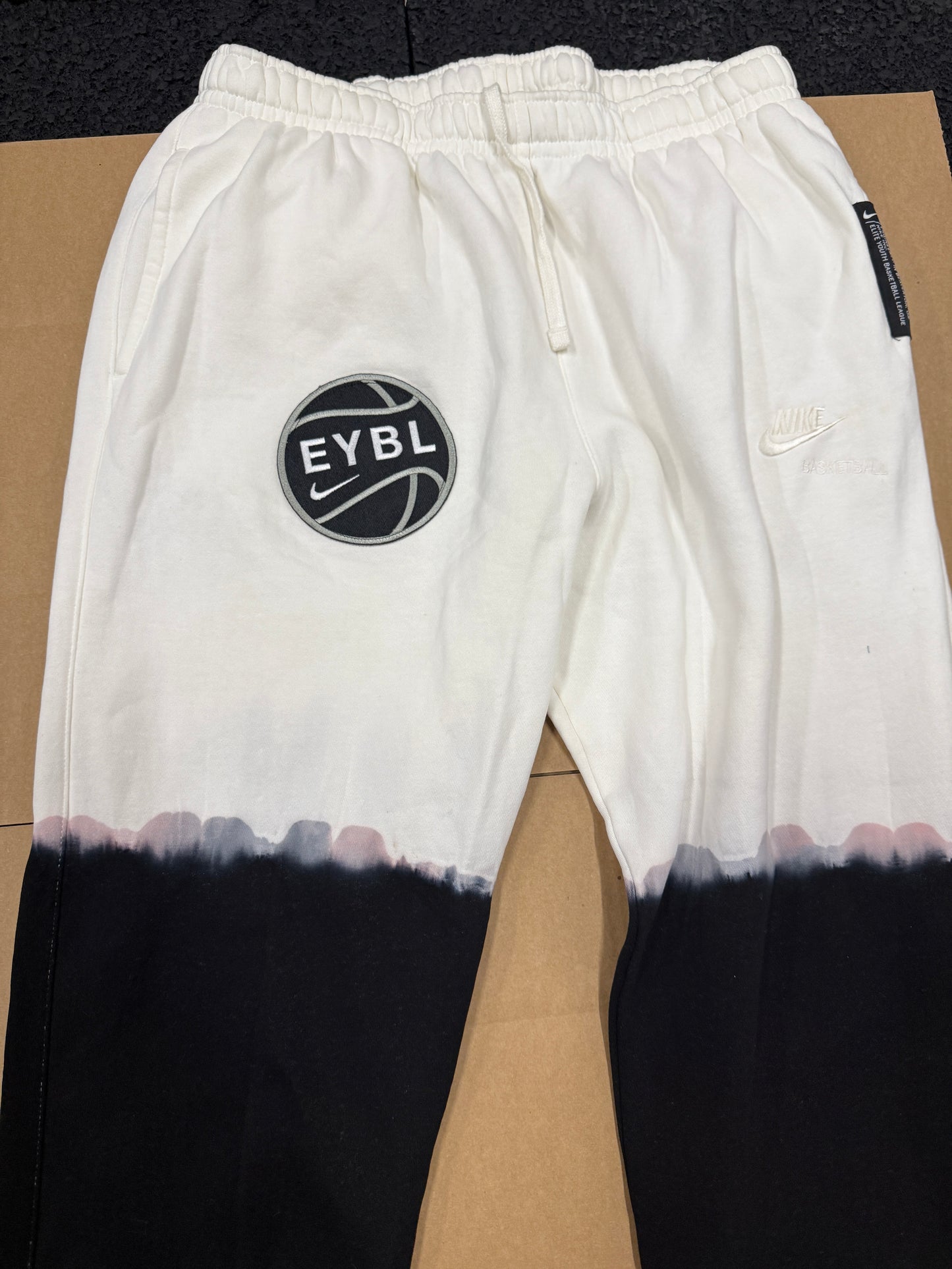 Eybl sweats (XL)