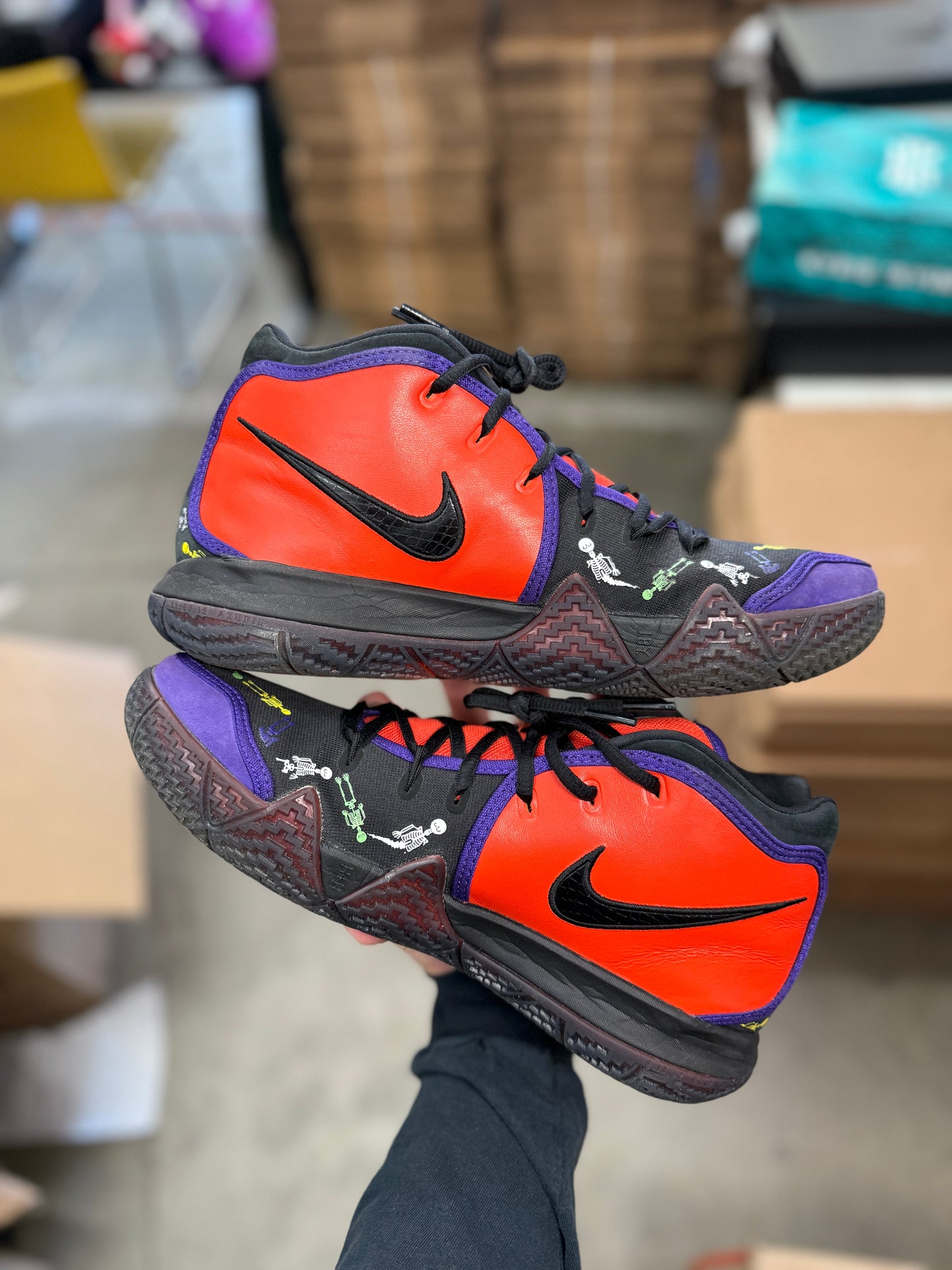 Kyrie 4 Day of the Dead (9.5)