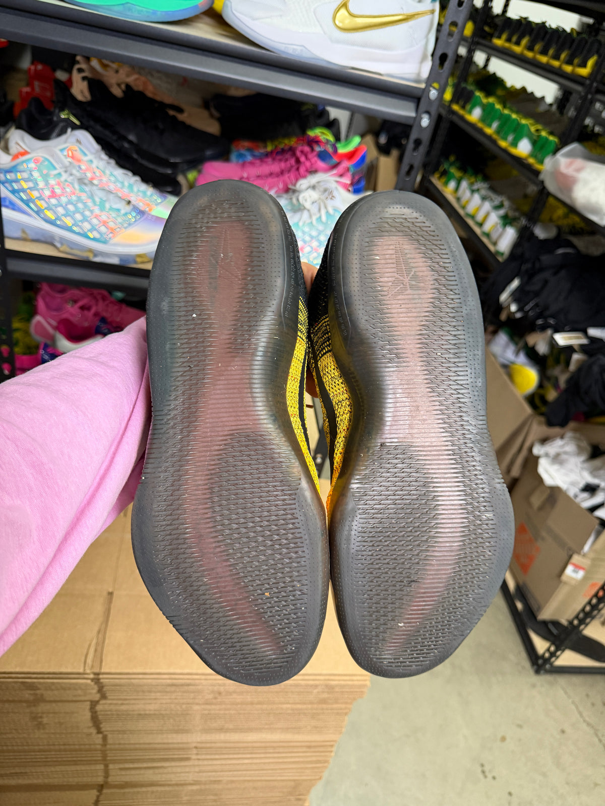Kobe 11 Bruce Lee (13)