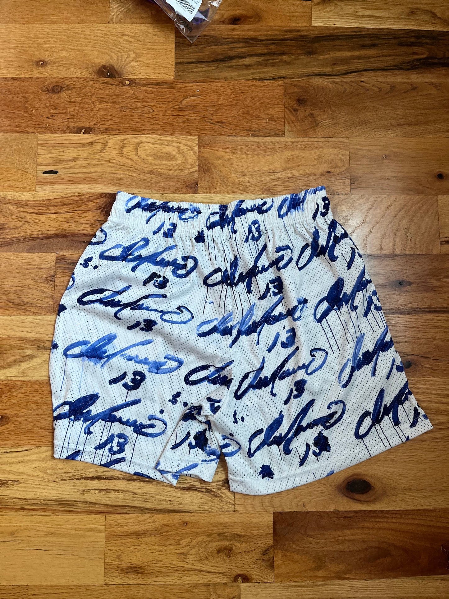 EE shorts (size L)