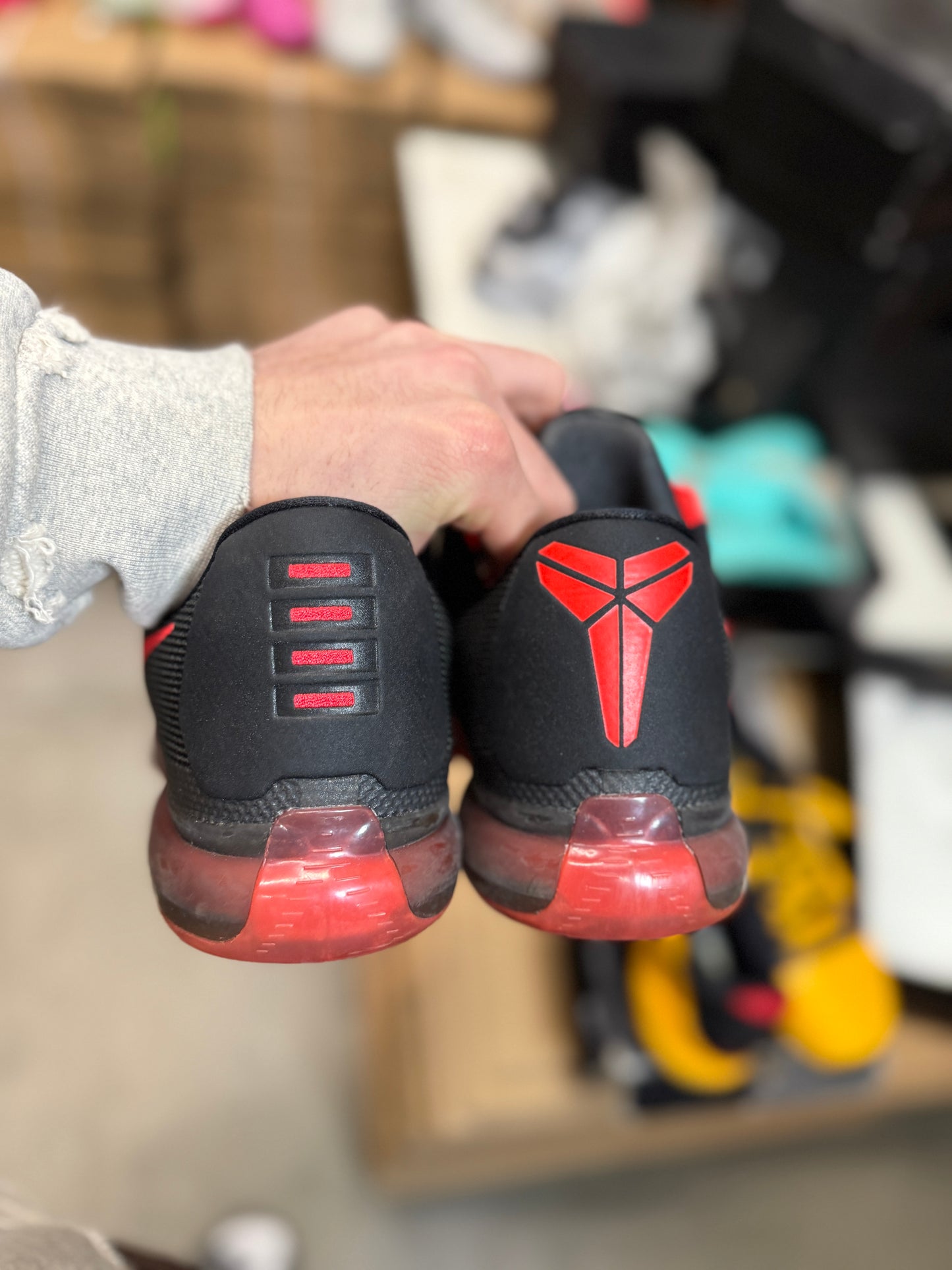 Kobe 10 Bright Crimson (12.5)