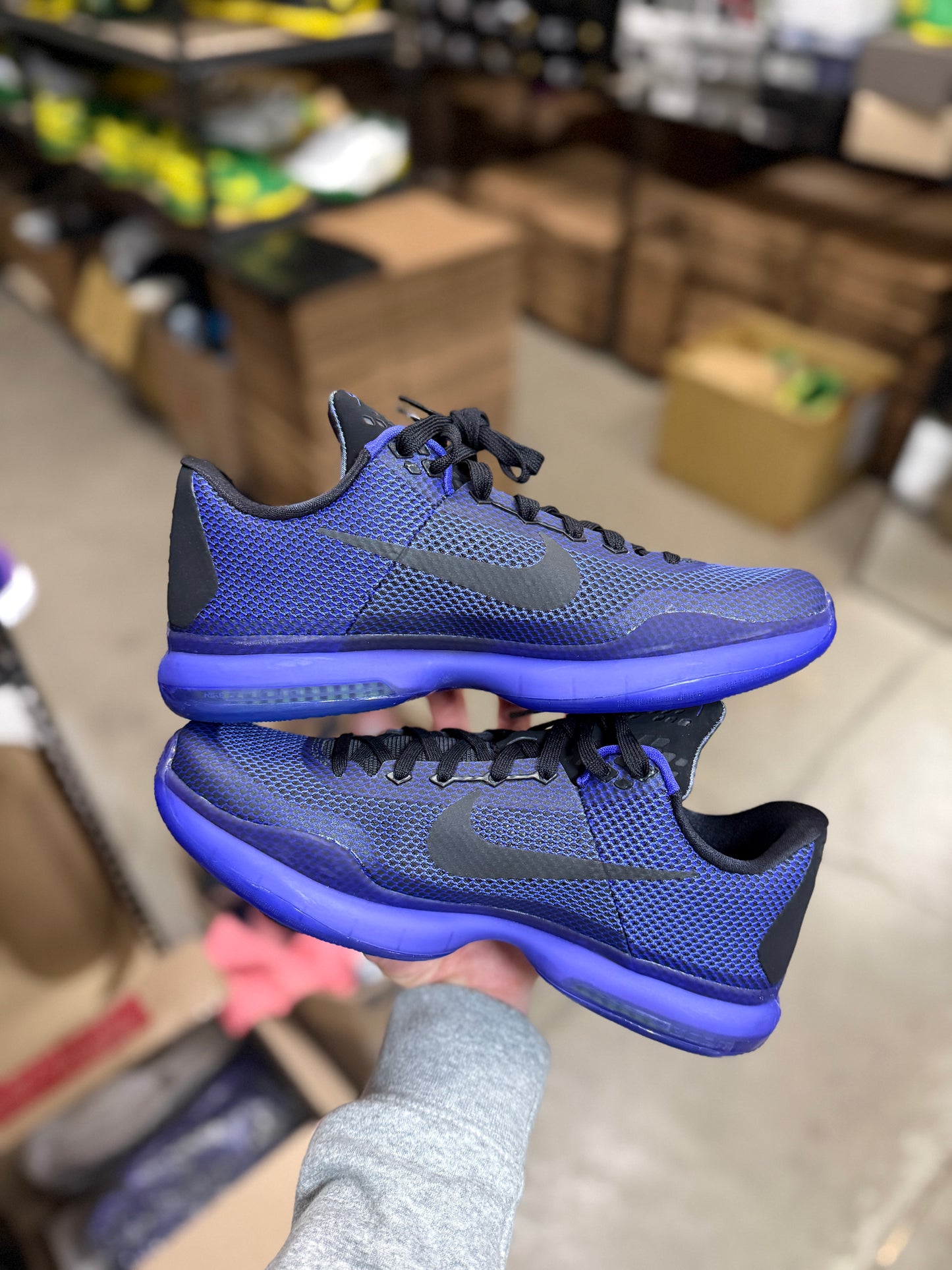 Kobe 10 Blackout (9,13)