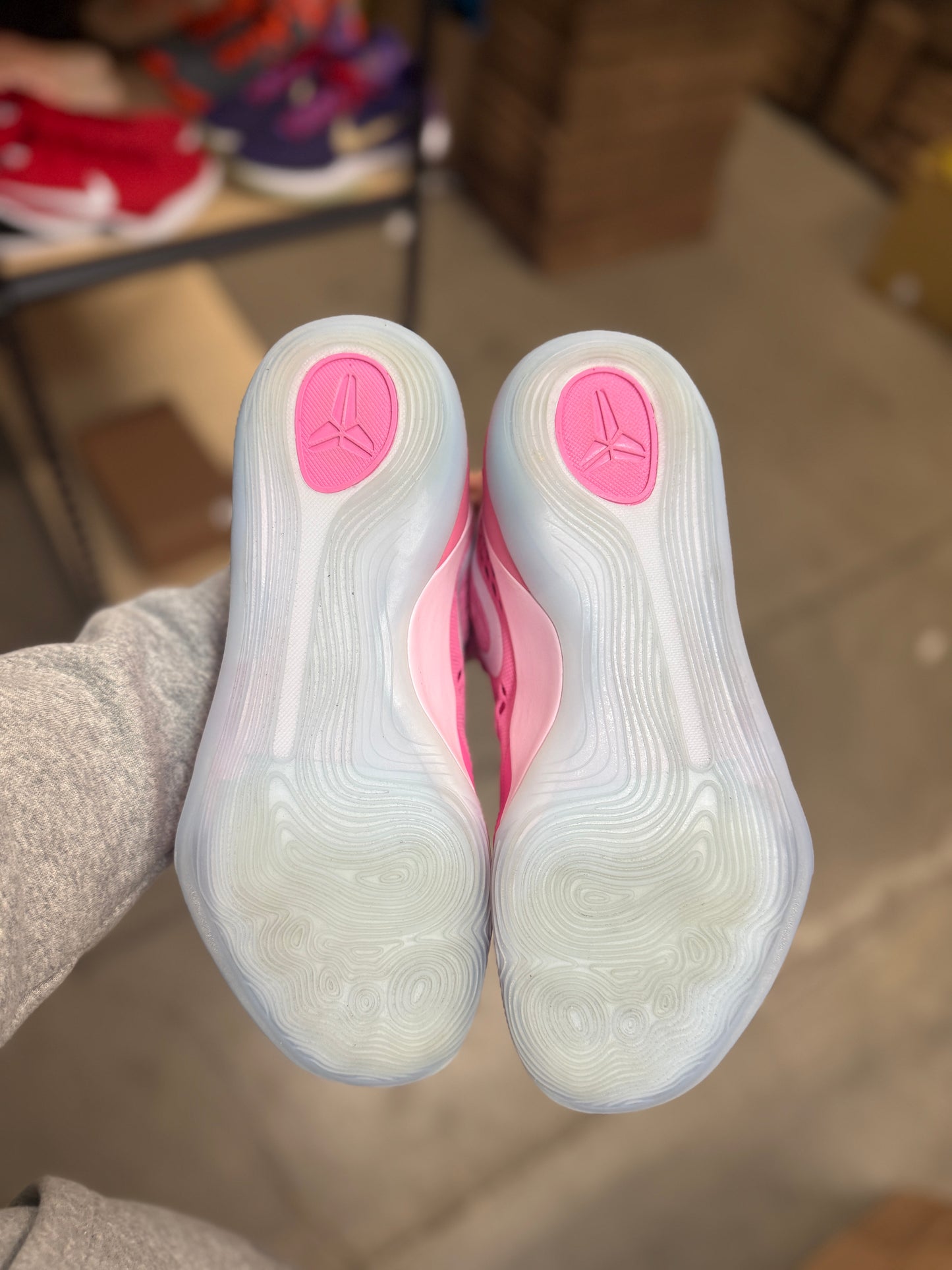 Kobe 9 Kay Yow (8.5)