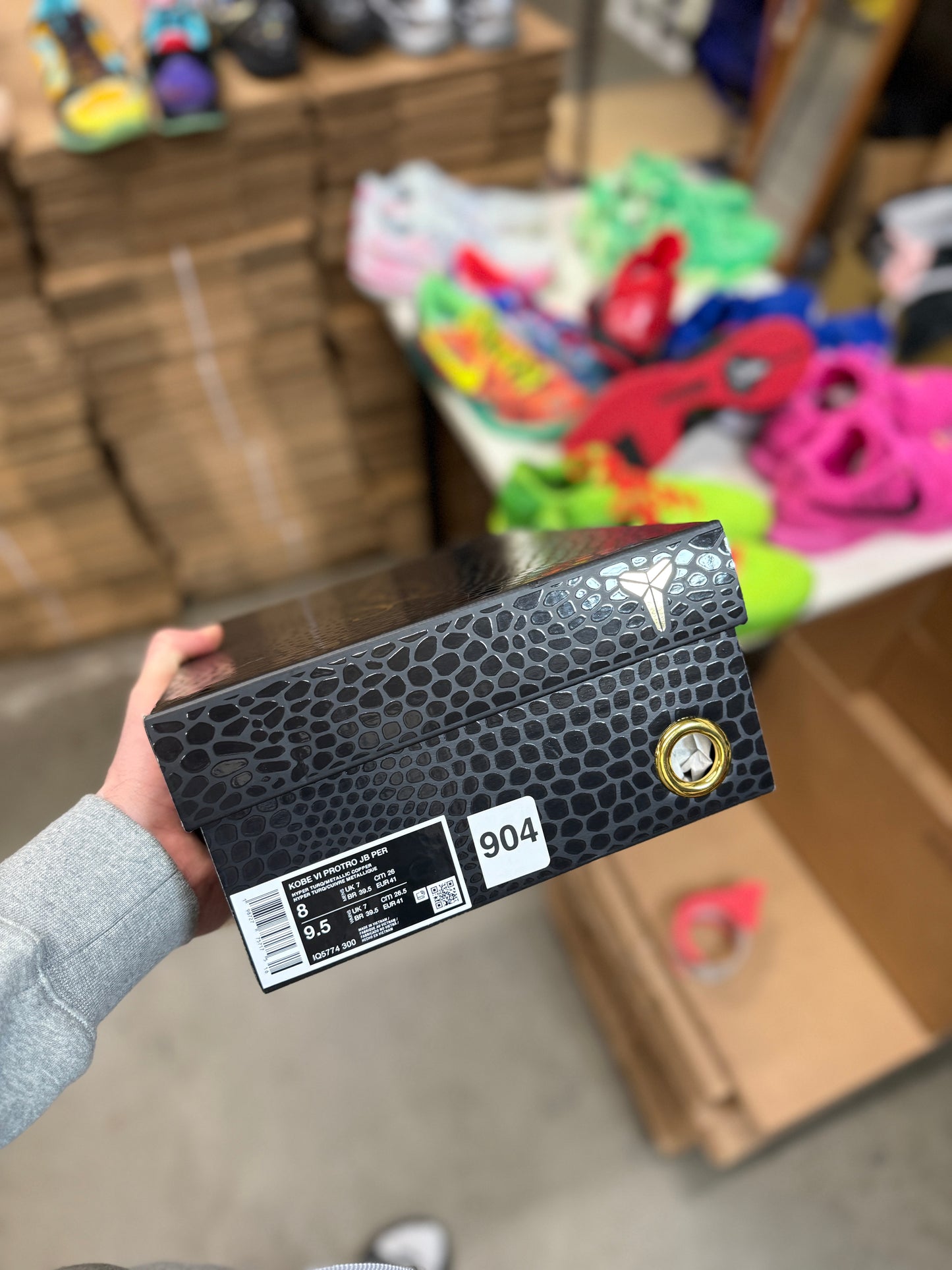 Kobe 6 Statue of Liberty (8)