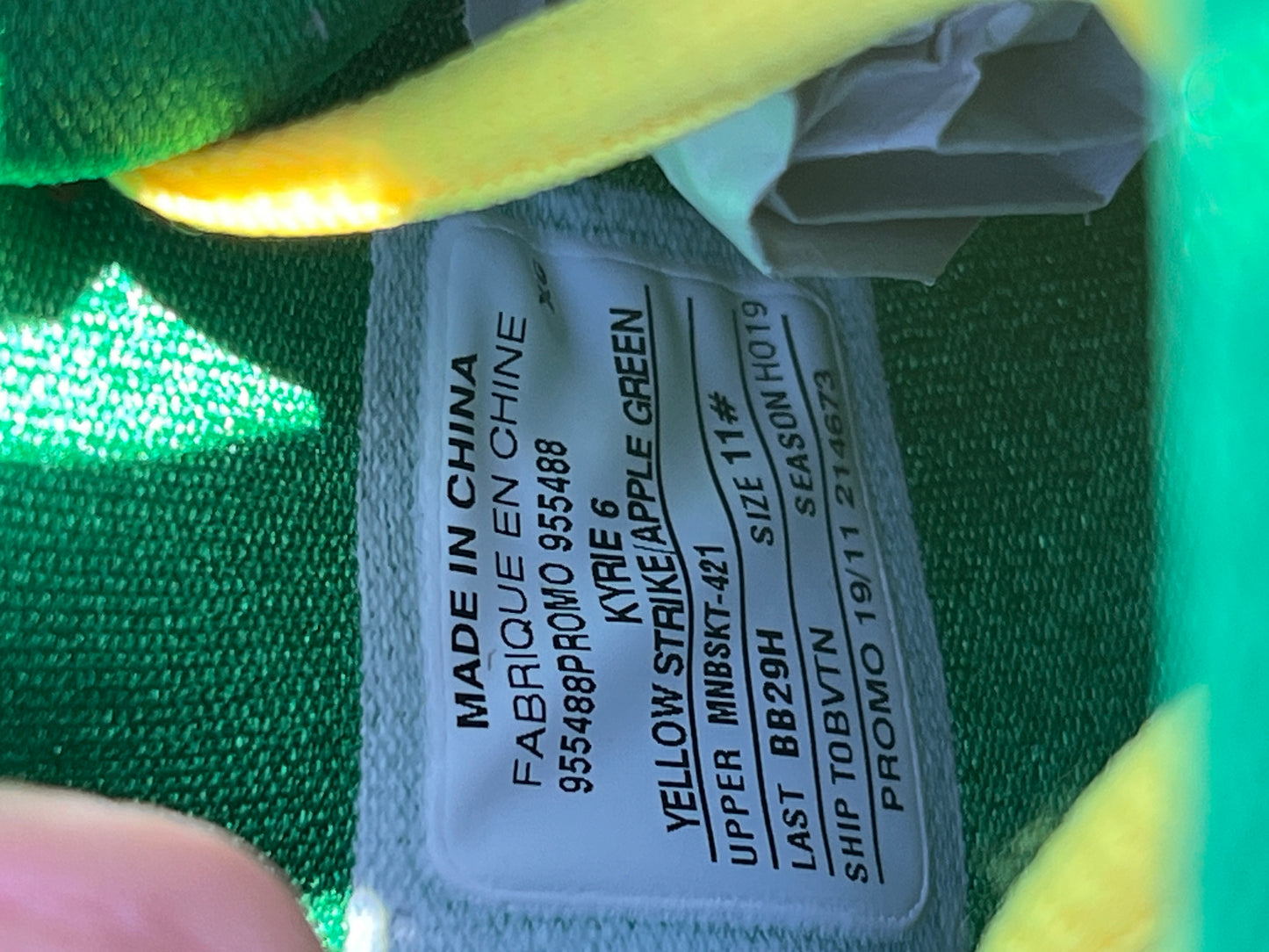 Kyrie Oregon PE (size 11)