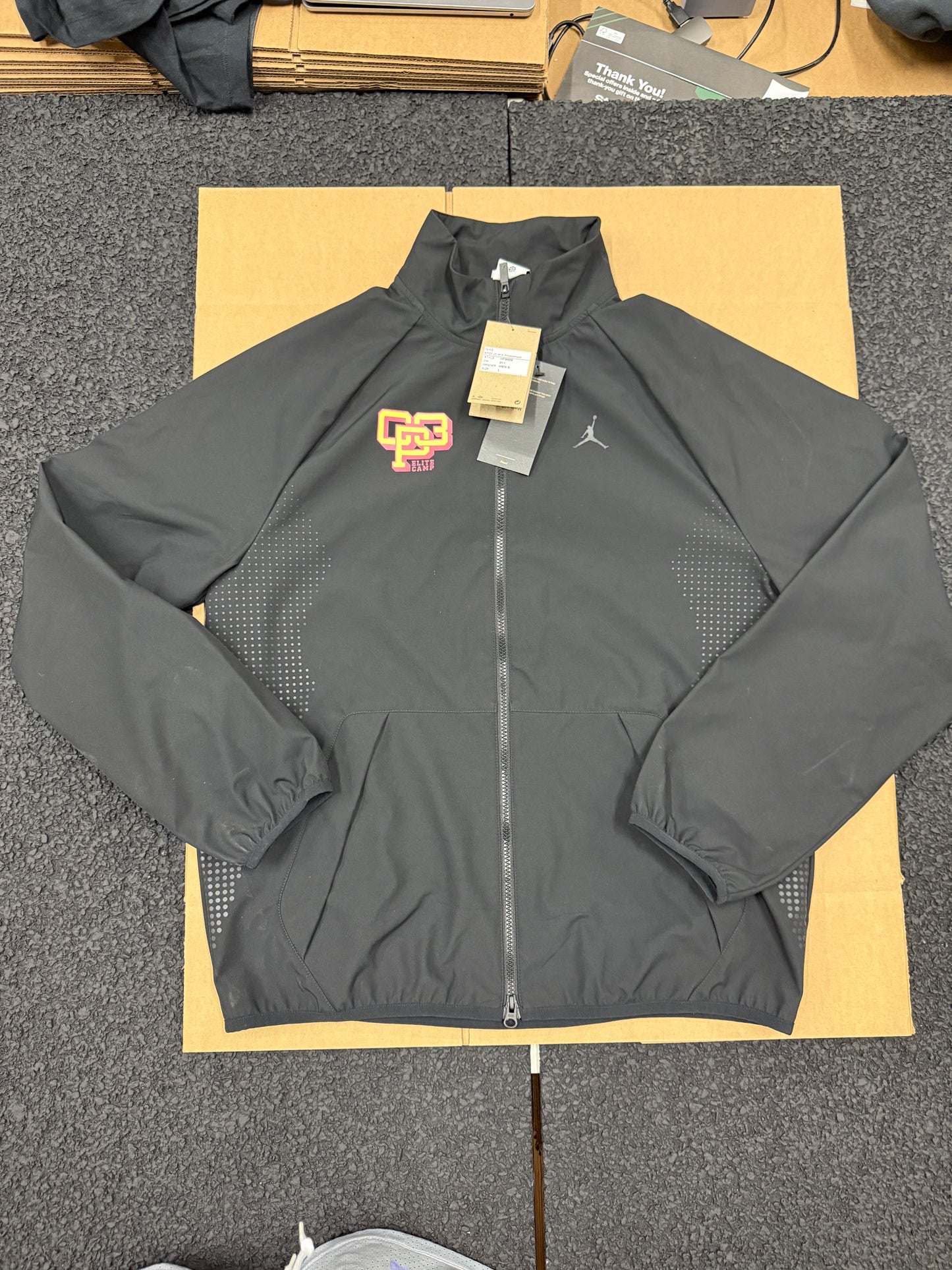 CP3 Camp Sample Jacket (L)
