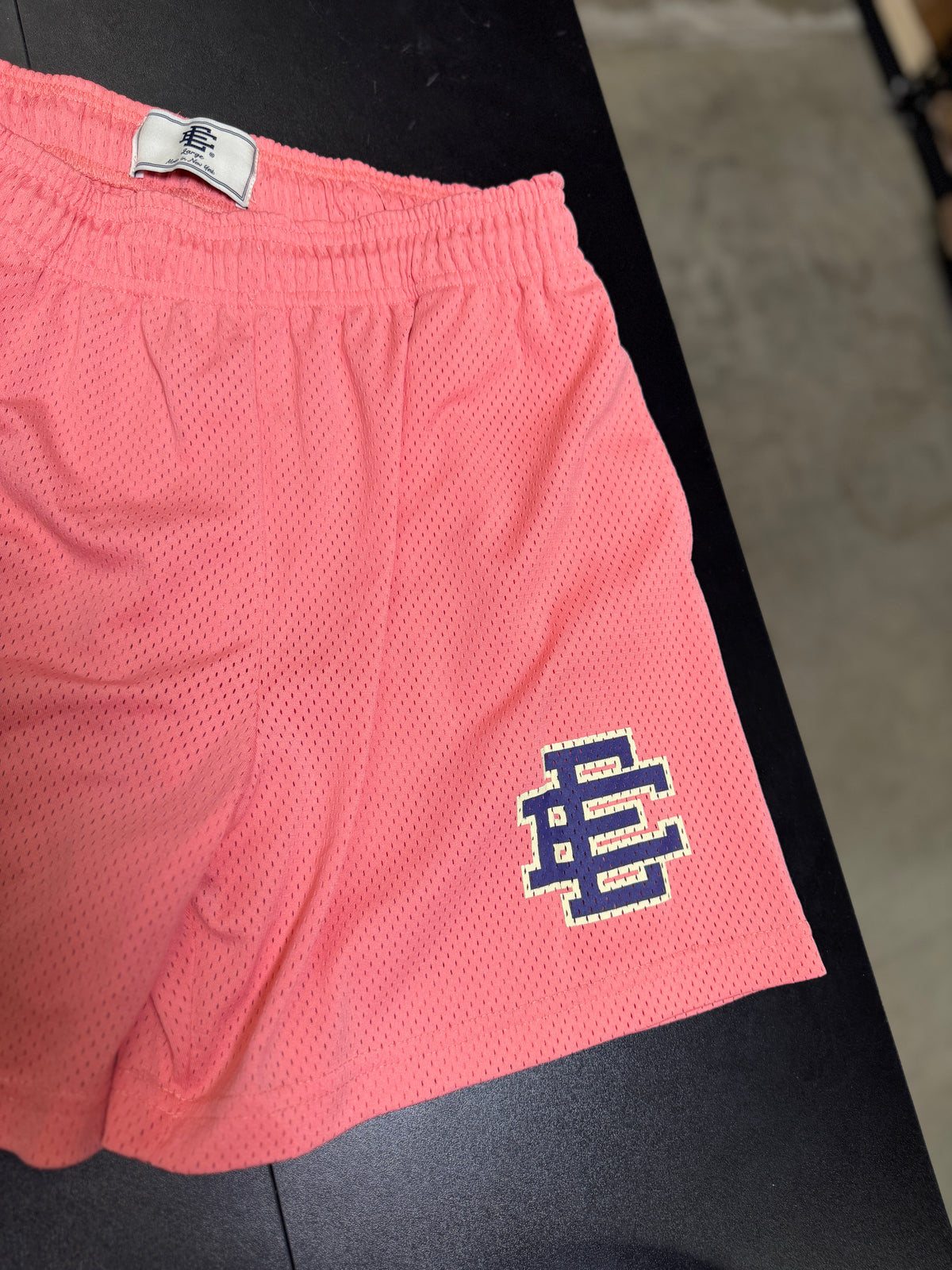 EE shorts (L)