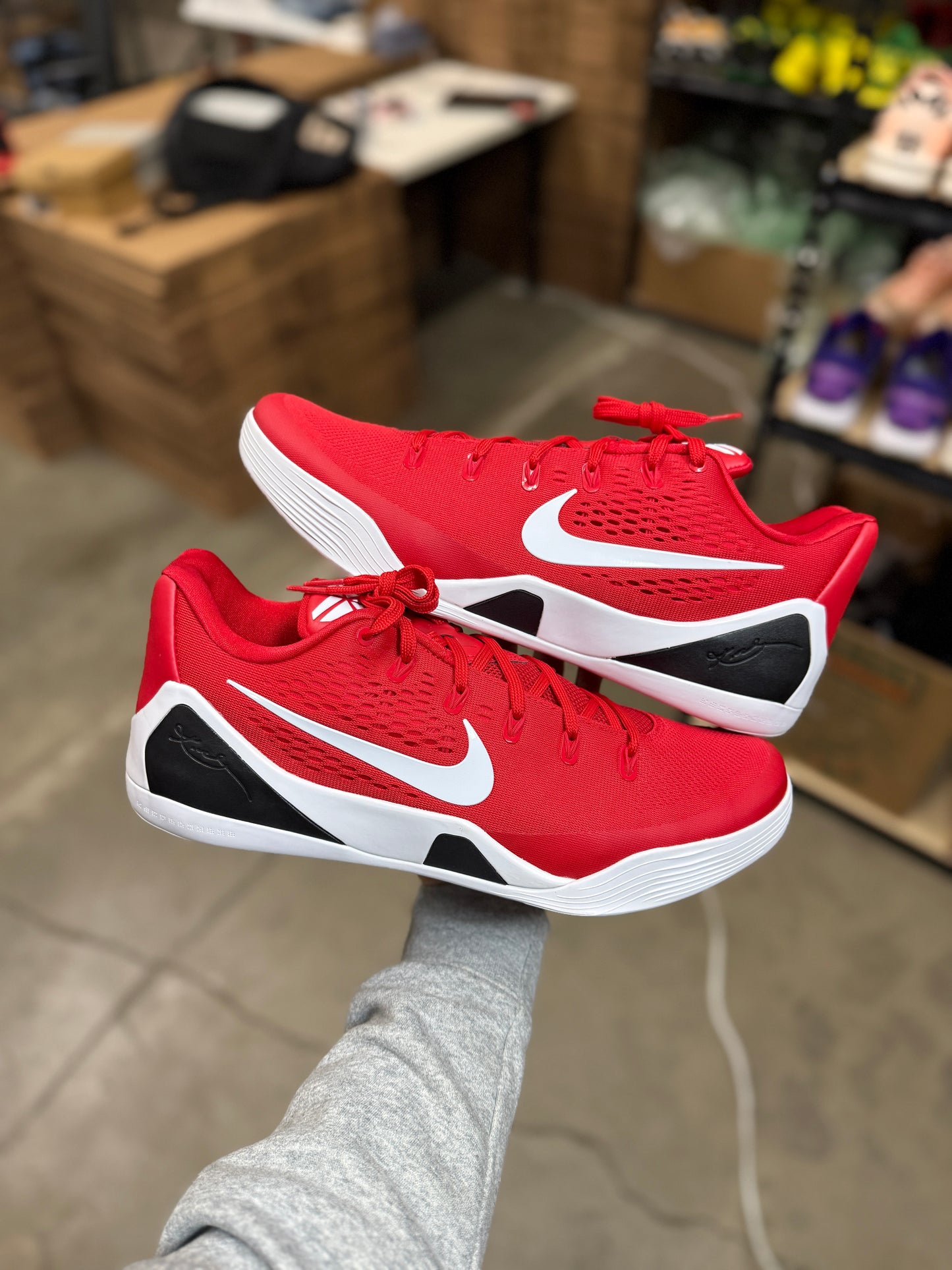 Kobe 9 TB University Red (15)