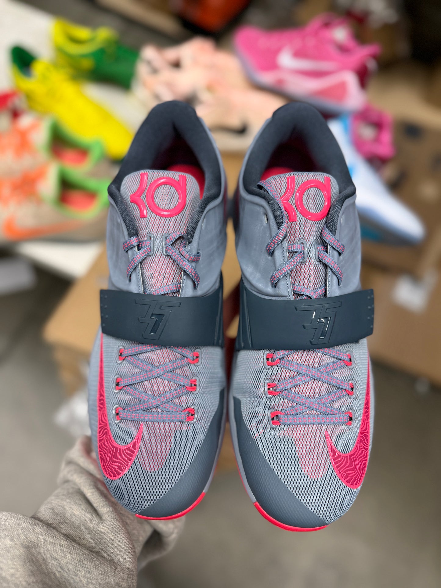 KD7 Calm Before Storm (size 13)