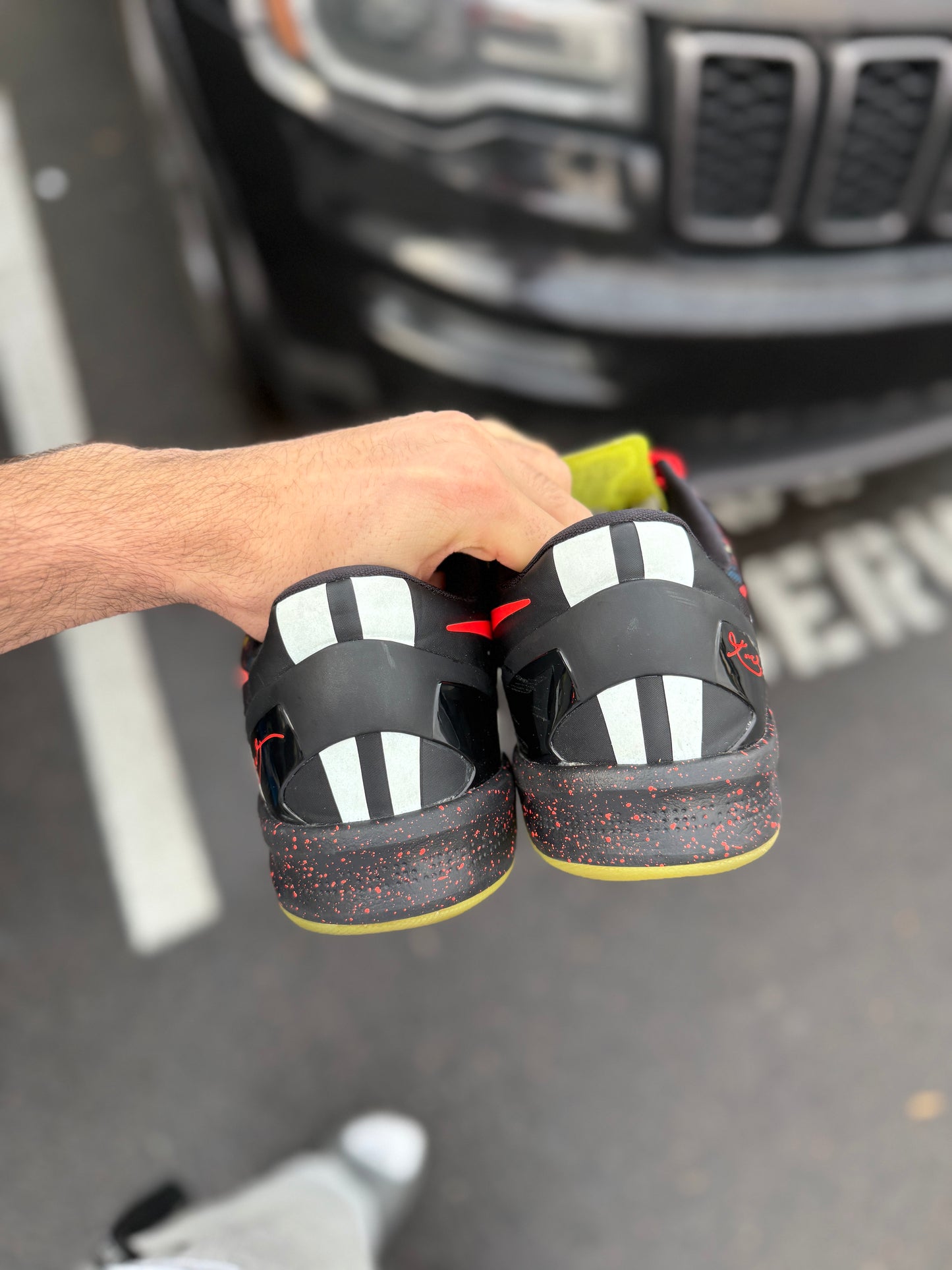 Kobe 8 Christmas (size 14)