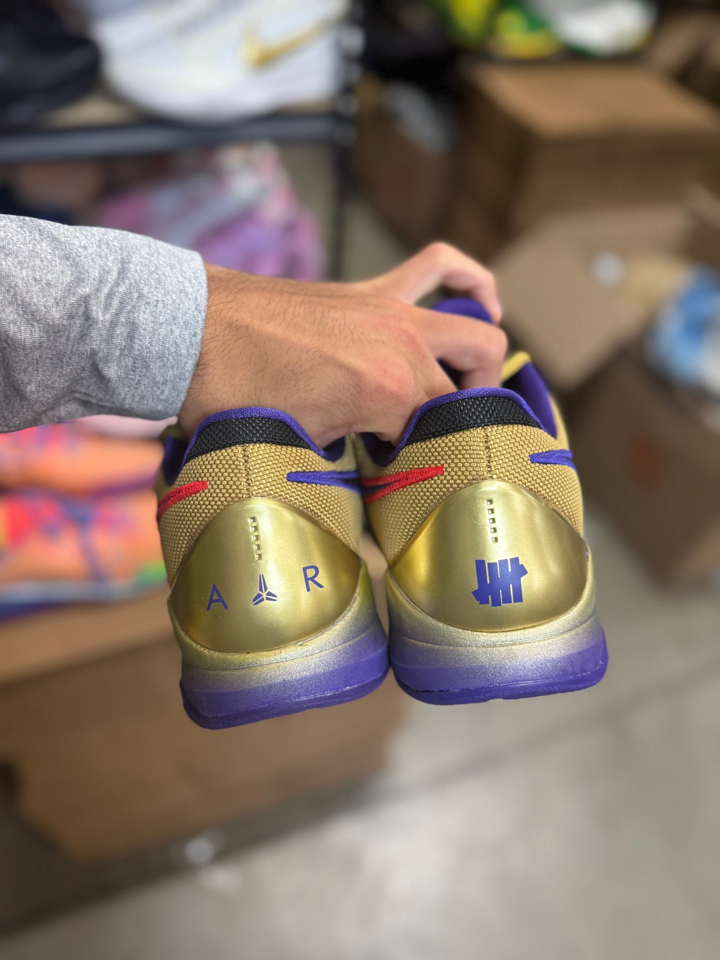 Kobe 5 Undefeated (13)