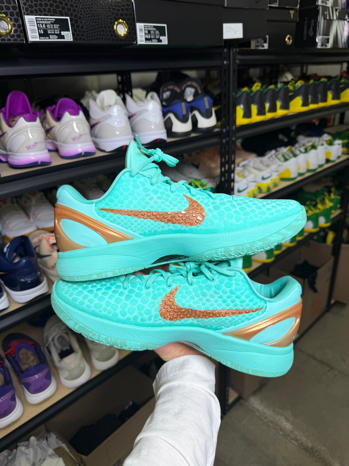 Kobe 6 Statue of Liberty (12)