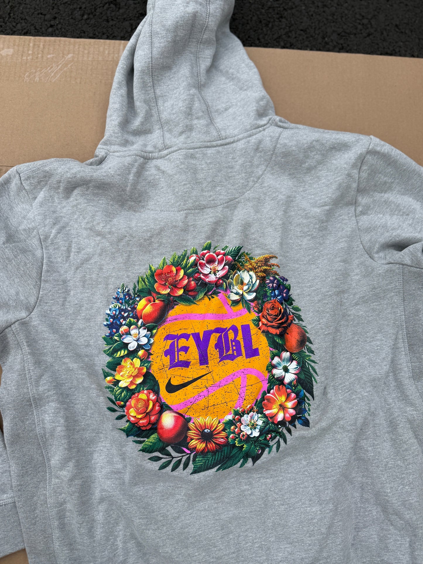Eybl hoodie (XL)
