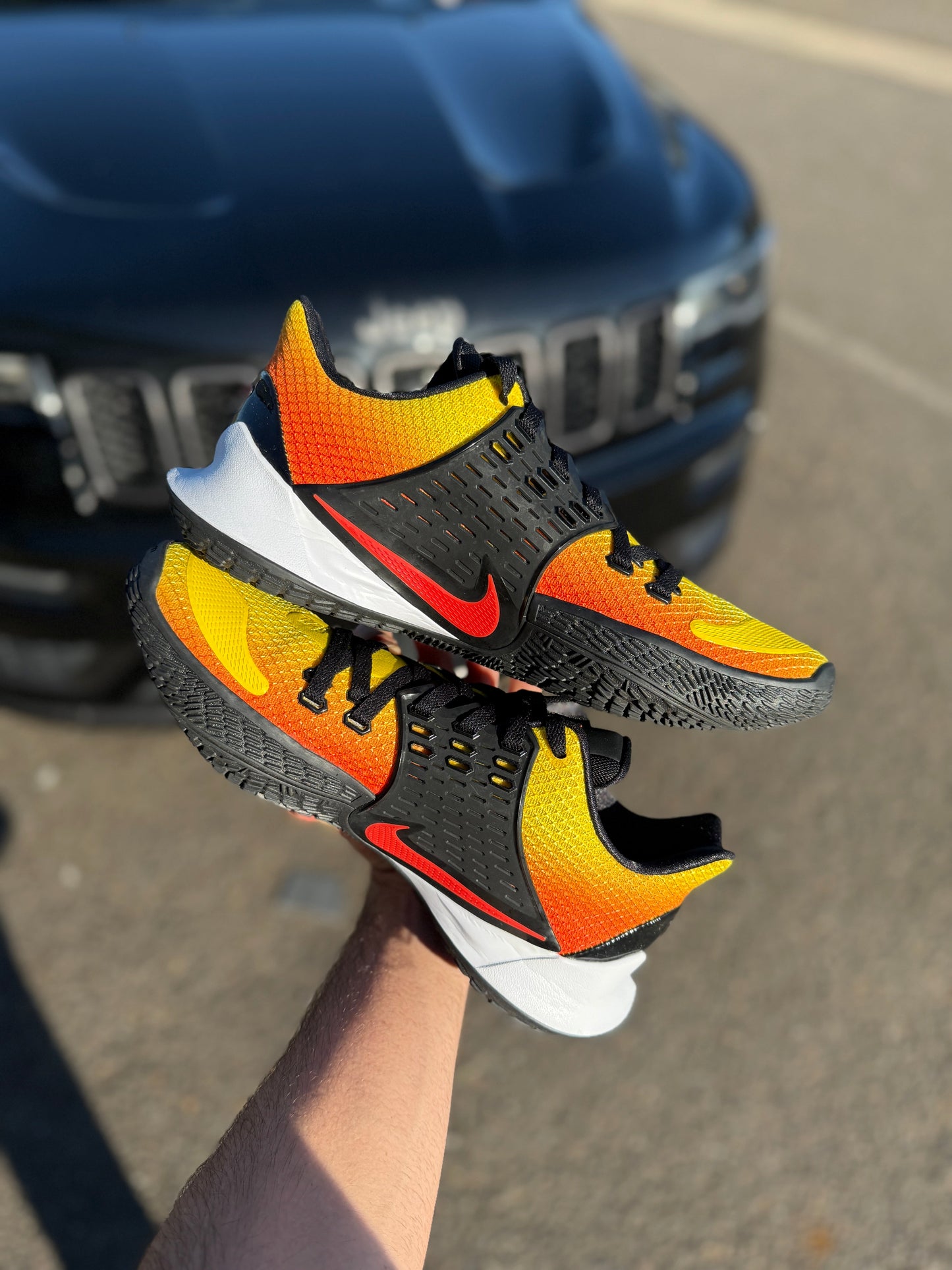Kyrie Sunset (size 11)