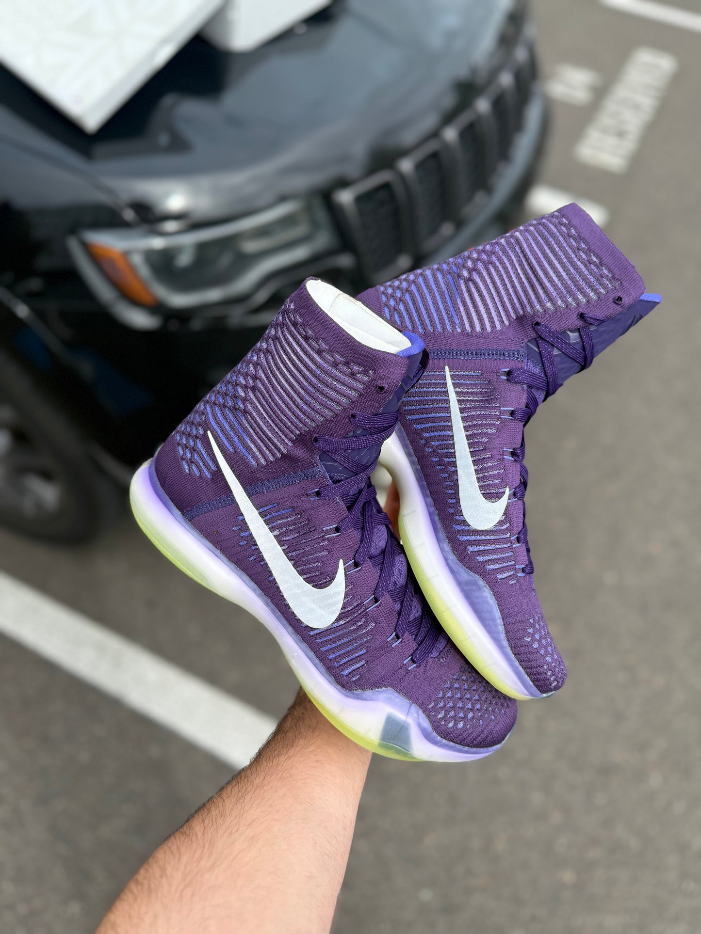 Sample Team 10s (size 11.5)