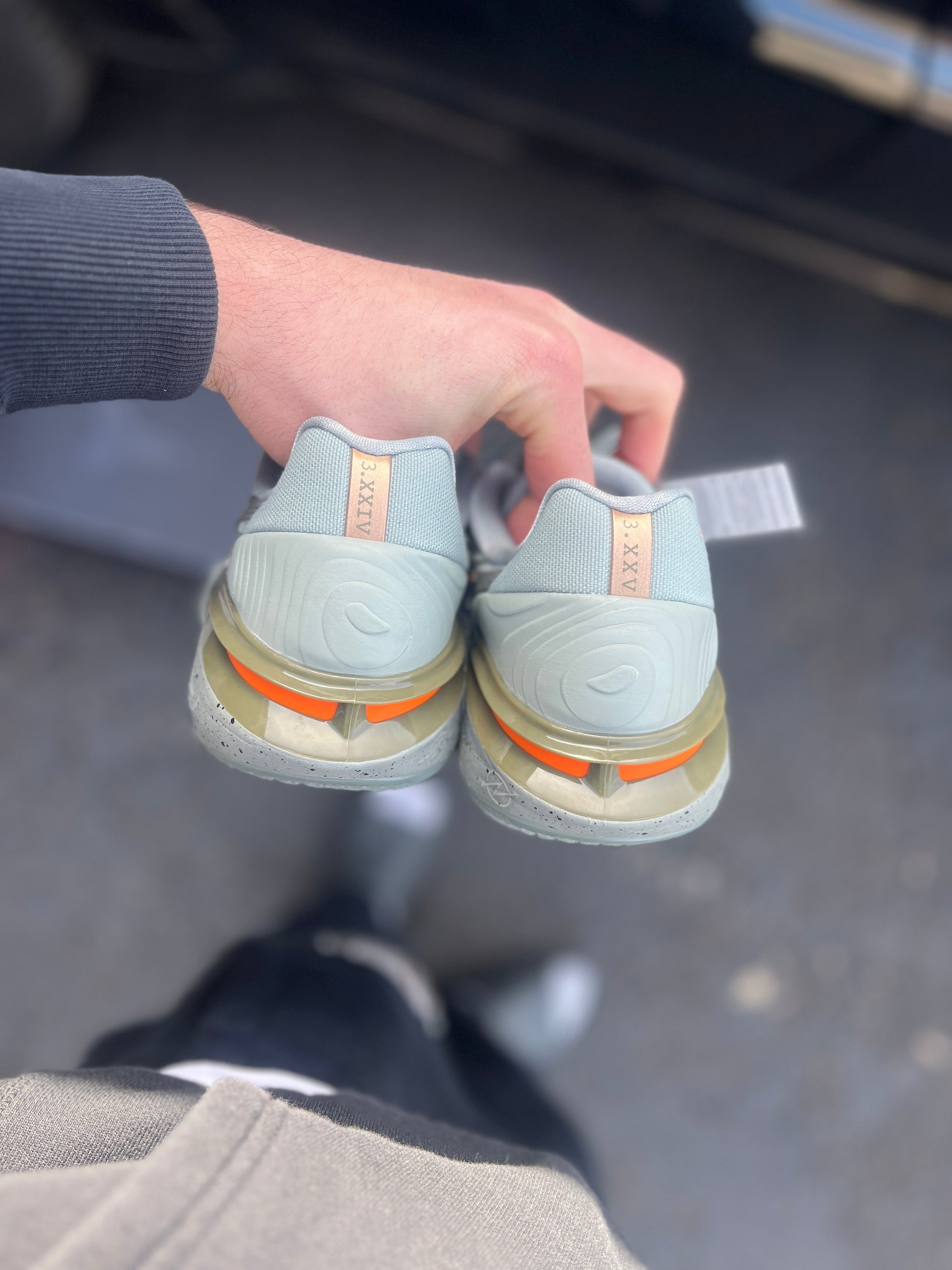 Dbook gt cut 2 (size 8.5)