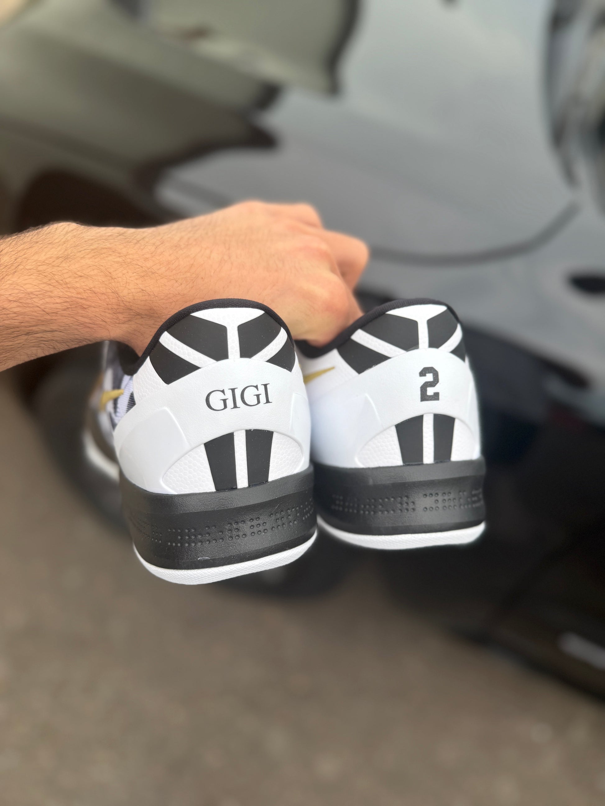 Mambacita 8 (size 17)