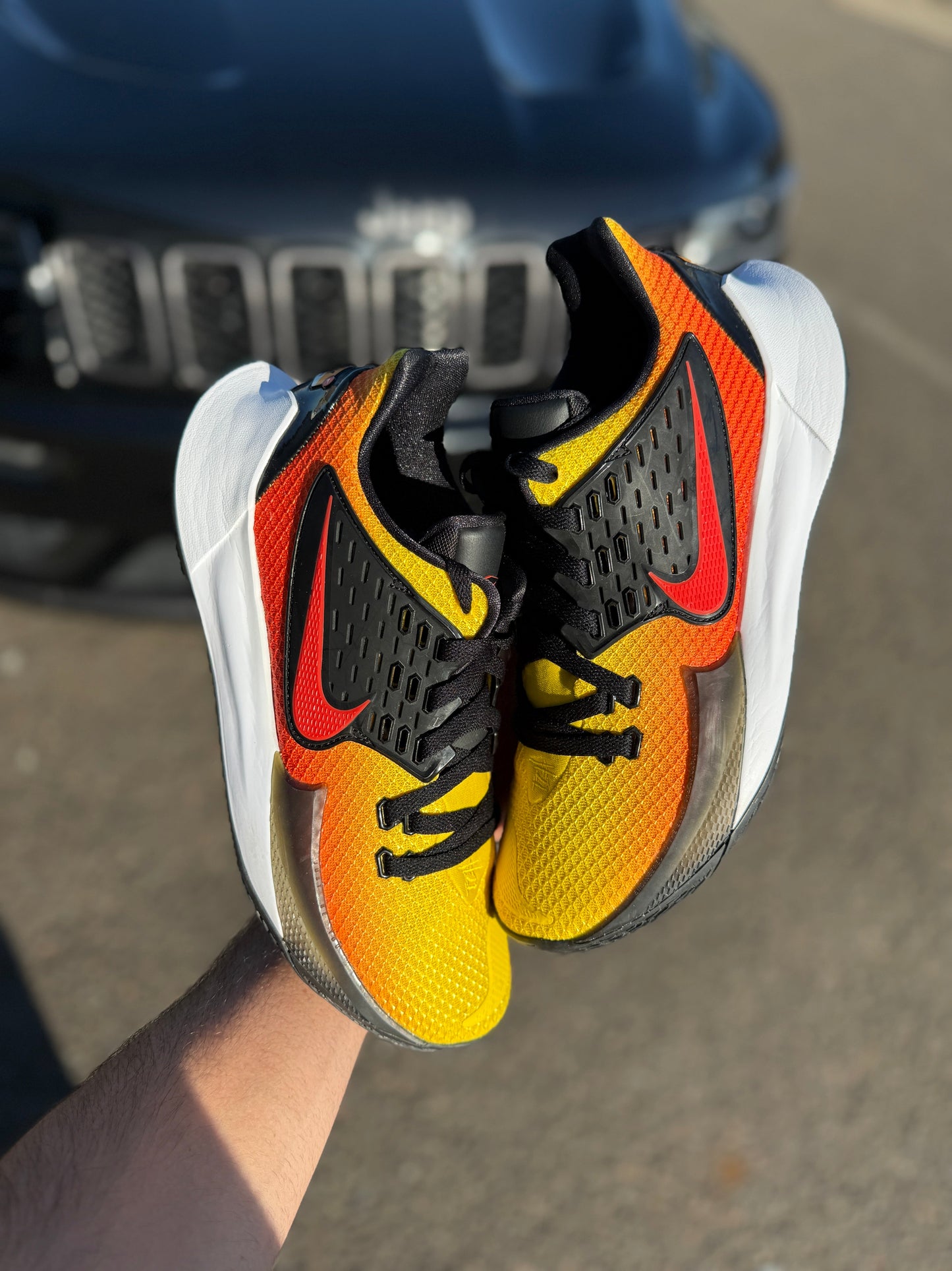 Kyrie Sunset (size 11)