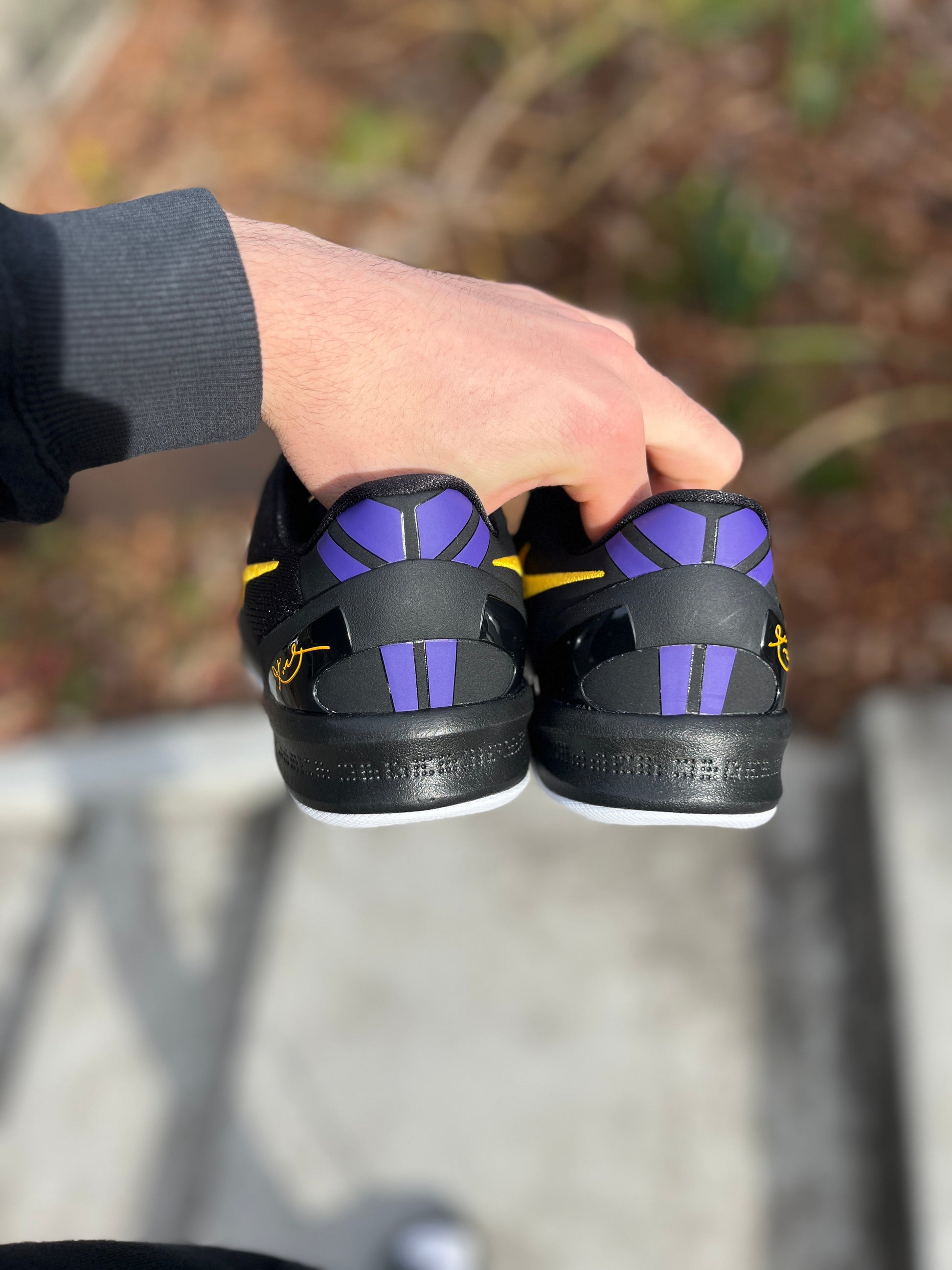 Lakers away 8s (size 7y)