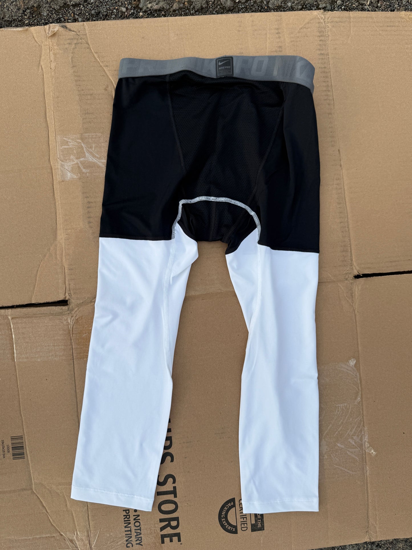 NBA player issued compression (L)